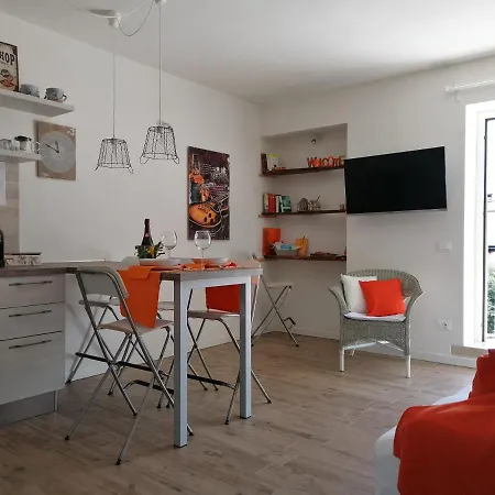Sant'anna I Apartment *